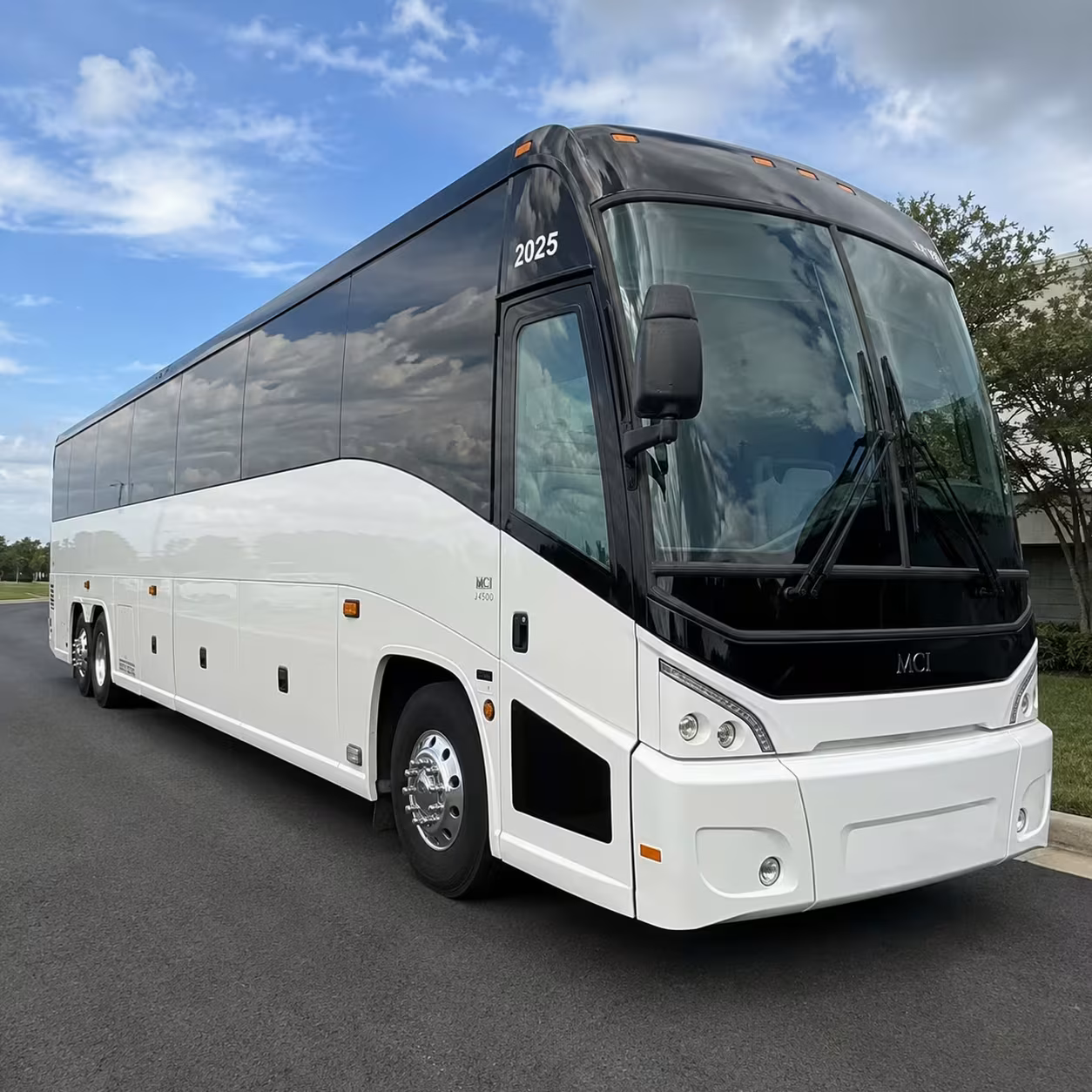 corporate event shuttle buses in union city and the east bay